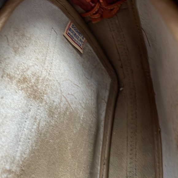 Rare Vintage Dooney and Bourke camera crossbody bag - Picture 11 of 16